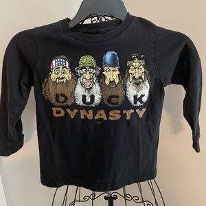 Duck Dynasty Boys Shirt. Worn Twice. Great Condition. Size 4T. #1053.